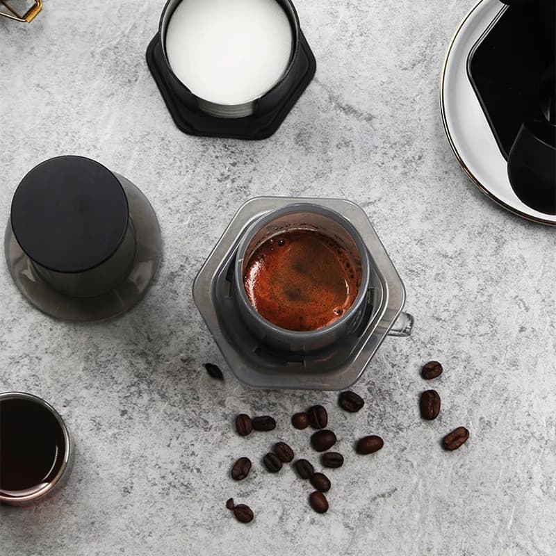Bærbar fransk presse kaffemaskine